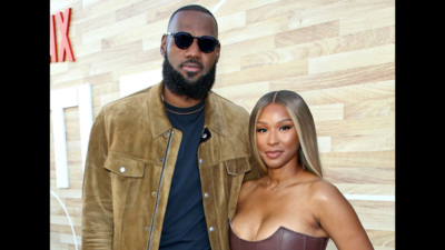 1757906905 lebron james.jpg