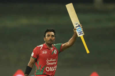 1758333264 aamir kaleem.jpg