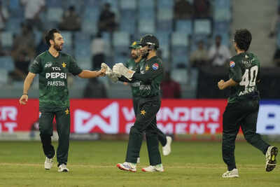 1758428917 emirates asia cup cricket.jpg