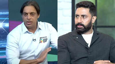 1758897621 shoaib akhtar and abhishek bachchan.jpg