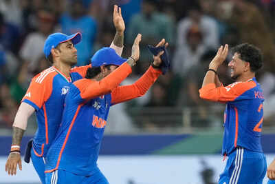 1759083290 asia cup.jpg