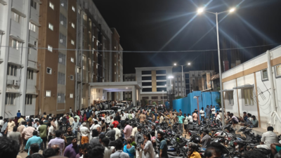 1759222687 karur stampede.jpg