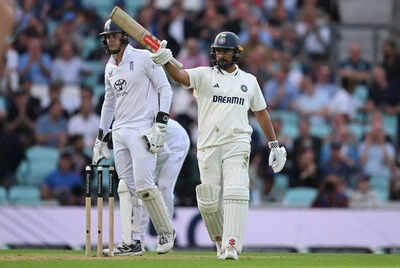 England v india 5th rothesay test match day one.jpg