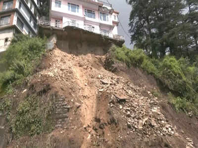 Himachal landslide in shimla disrupts main road school closed for two days.jpg