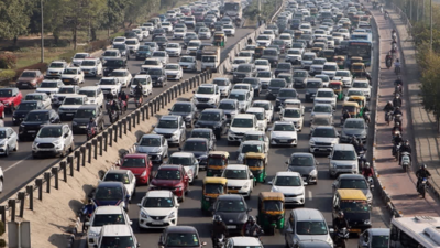 India govt plans higher fitness test fees for cars over 20 years and old commercial vehicles.jpg