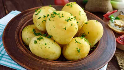 Never eat these food items with potatoes bad combinations that cause indigestion.jpg