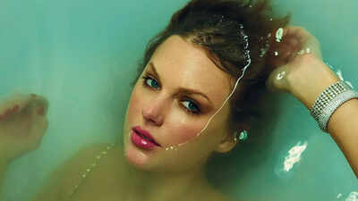 Taylor swifts the life of a showgirl theatrical release dates tickets and what to expect.jpg