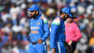 1759587332 virat kohli and rohit sharma.jpg