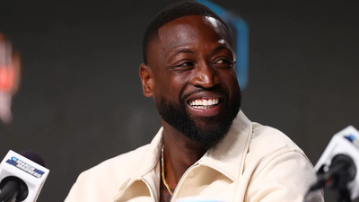 1759945272 dwyane wade.jpg