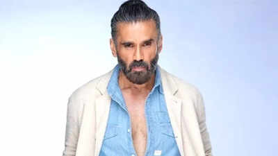 1760169295 suniel shetty.jpg