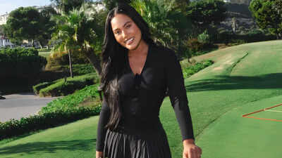 1760468076 ayesha curry.jpg