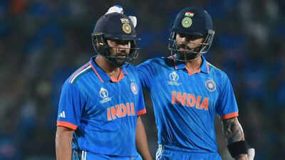 1761142825 virat kohli and rohit sharma.jpg