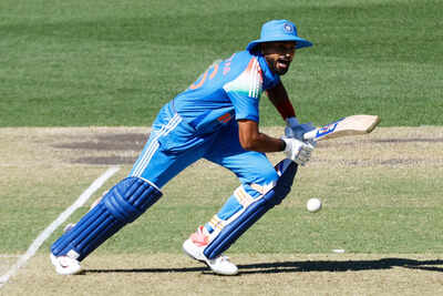 1761230583 australia india cricket.jpg