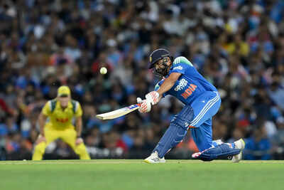 1761813802 australia v india odi series game 3.jpg