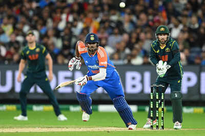 1761910096 australia india cricket.jpg