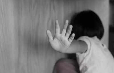 20 year old arrested for molesting 12 year old girl in gandhinagar.jpg