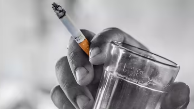 Virtual hearings shocker at Delhi court: Man joins in undergarments, smokes, drinks; police arrest history-sheeter | Delhi News 32 year old criminal smokes and drinks during hearing held.jpg