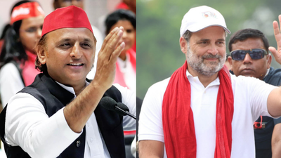 Akhilesh yadav left rahul gandhi agencies.jpg