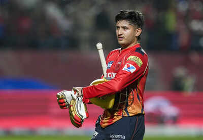 Dharamsala punjab kings priyansh arya returns to pavilion after his dismissal .jpg