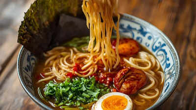 Eating ramen too often and sipping the soup could increase the risk of early death.jpg