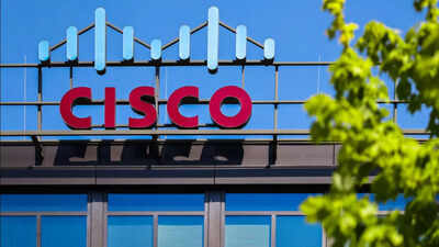 Former cisco ceo39s dangerous prediction goes beyond ai will destroy jobs says 50 of fortune 500 companies will disappear.jpg