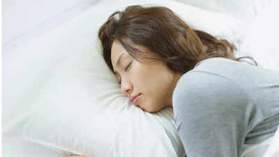 How your pillowcase affects hair health tips for stronger and smoother hair.jpg