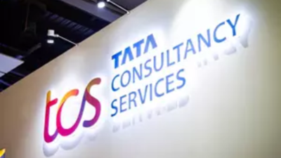 Karnataka itites employees union seeks action against tcs over job cuts.jpg