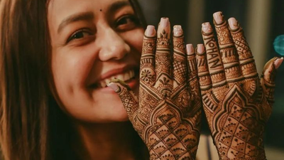 Mehendi designs for karwa chauth.jpg