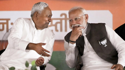 Nitish kumar with pm modi.jpg