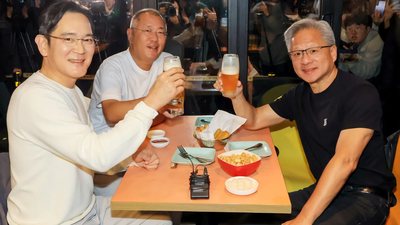Nvidia ceo jensen huang having dinner in korea credits reuters.jpg