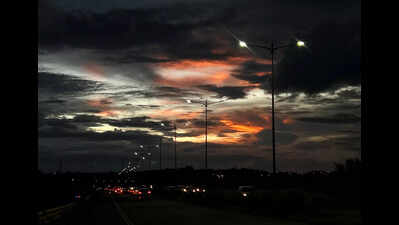 Rain sky post monsoon panaji 23 10 2025 1.jpg