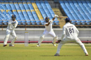 Ranji trophy karnataka vs saurashtra.jpg