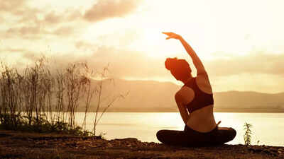 Renowned cardiologist reveals how yoga helped overcome knee pain and boost overall health.jpg