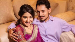 Sakshi agarwal navneet.jpg