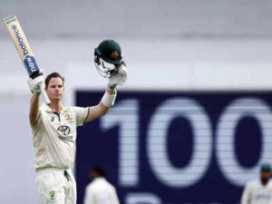 Steve smith returns to sheffield shield with brilliant 118 for nsw ahead of 1st ashes test.jpg