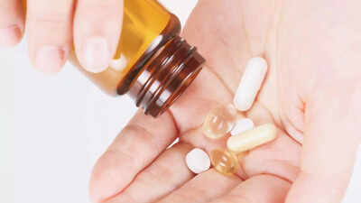 Vitamin b3 and skin cancer prevention science reveals nicotinamides protective role.jpg