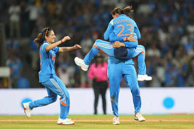 1762109971 india women39s cricket wcup.jpg
