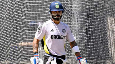 1764040577 virat kohli.jpg