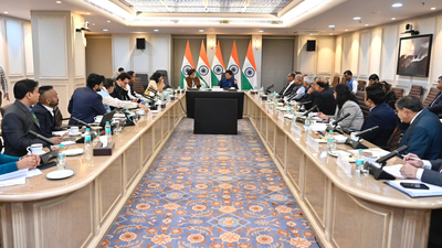 1764050811 untitled design 54.jpg