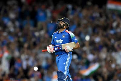 1764476345 australia v india odi series game 3.jpg