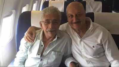 3qm24k9 anupam kher naseeruddin shah twitter 625x300 23 january 20.jpg