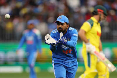 Australia v india odi series game 1.jpg