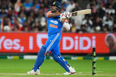 Australia v india t20 series game 2.jpg
