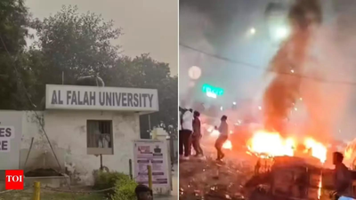 Delhi red fort blast.jpg