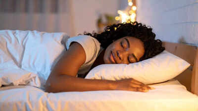 Do you sleep with lights on harvard study warns of hidden health threats that could damage your heart and brain.jpg