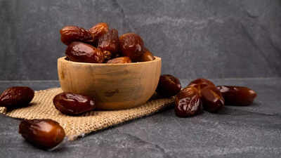 Health benefits of dates khajoor in winters boost heart bones digestion and winter energy.jpg