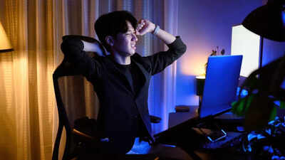 How everyday foods like tea and coffee can protect your heart from damage caused by prolonged sitting.jpg