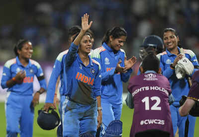 Icc women39s wc semifinal ind w vs aus w.jpg