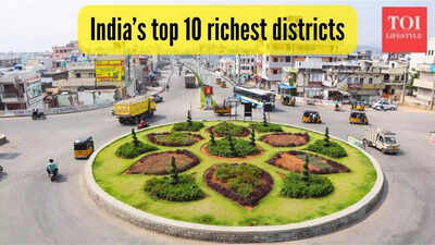 Indias top 10 richest districts.jpg