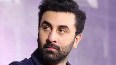 Ranbir kapoor to revive iconic rk studios with his directorial debut honoring raj kapoors cinematic legacy.jpg
